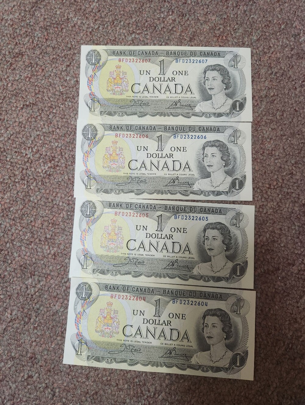 Vintage Canadian One Dollar Banknotes Bills